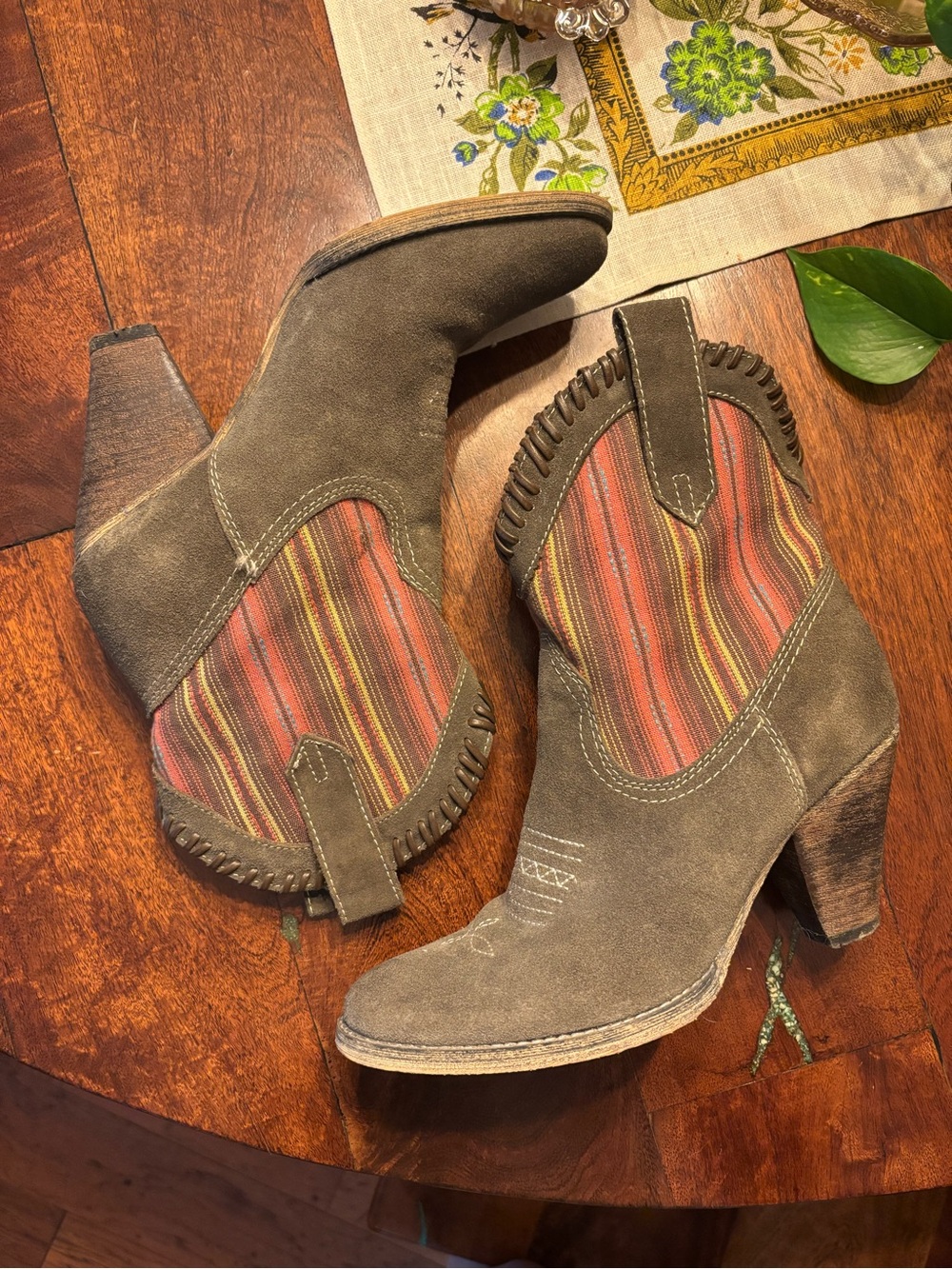 Very Volatile Taupe Suede Ankle Boots with Multicolor Striped Panels